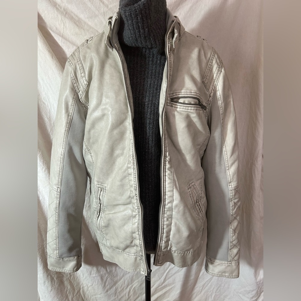 NWOT Buckle BKE Bomber Jacket Grey Men’s Med Standard Fit Buttery Soft